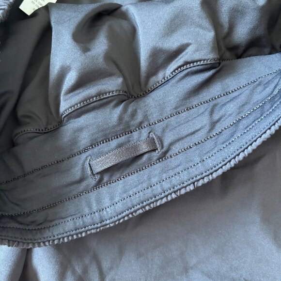 Lululemon Athletic Track That MR Short 5” Lined Black Women’s Size 14 - Picture 5 of 9